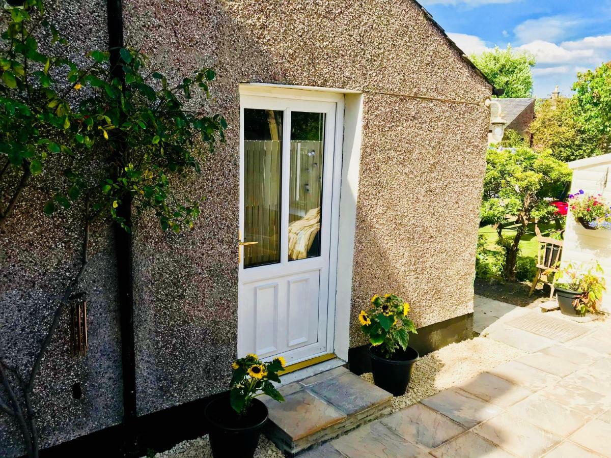 Self-Contained Studio City Centre Location Inverness Luaran gambar